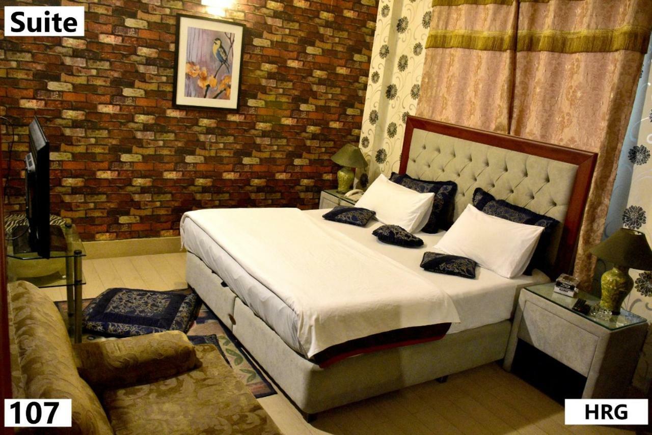 Hotel Royal Gardens Lahore Eksteriør bilde